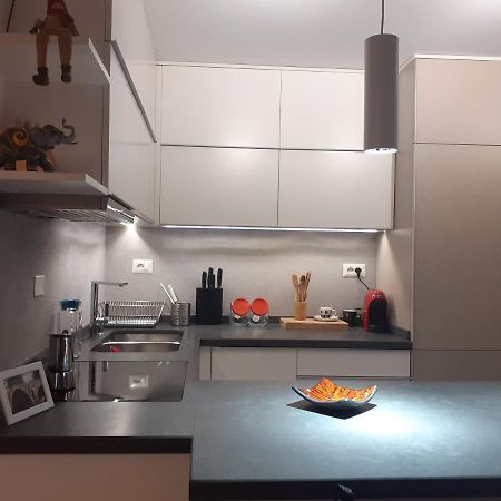 Lake View Apartment 地拉那 外观 照片