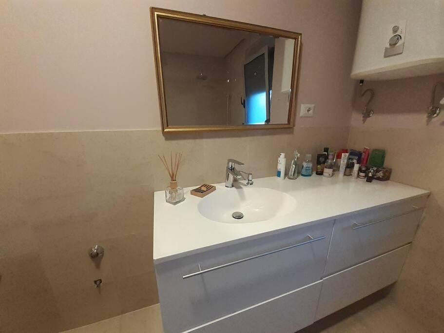 Lake View Apartment 地拉那 外观 照片