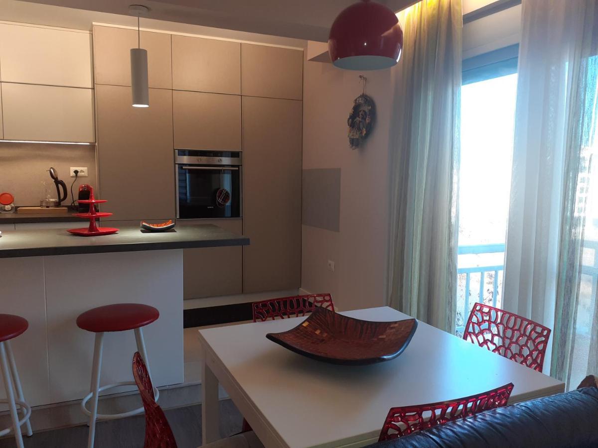 Lake View Apartment 地拉那 外观 照片